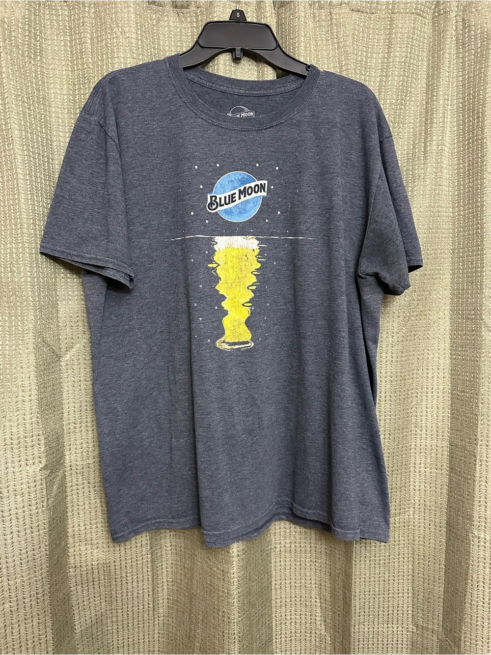 Blue Moon Men's Charcoal Graphic Short Sleeve Tee